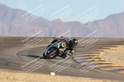 media/Dec-16-2023-CVMA (Sat) [[bb38a358a2]]/Race 11 Amateur Supersport Open/